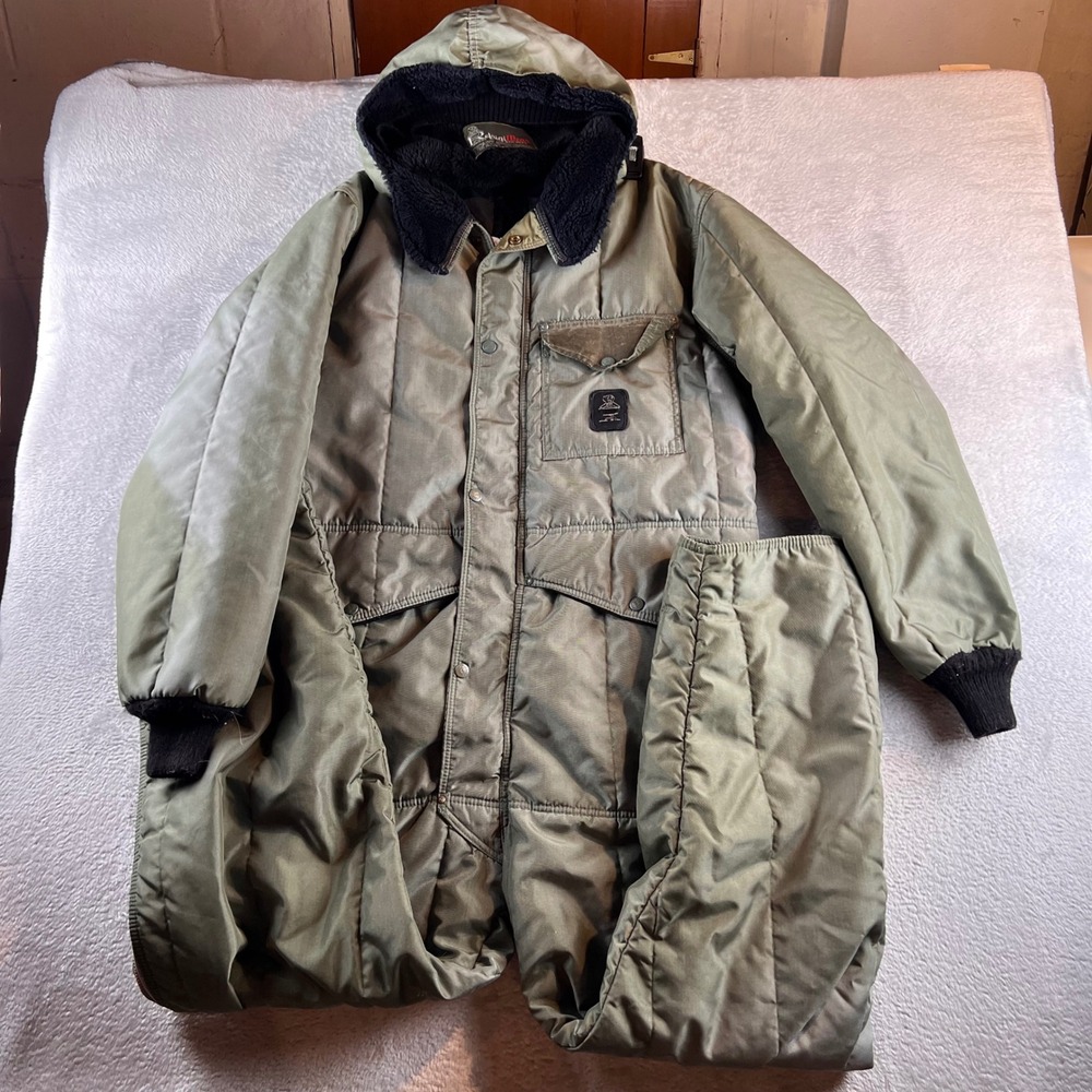 Vintage RefrigiWear Insulated Coverall Jumpsuit L Green Talon Zipper Made in USA